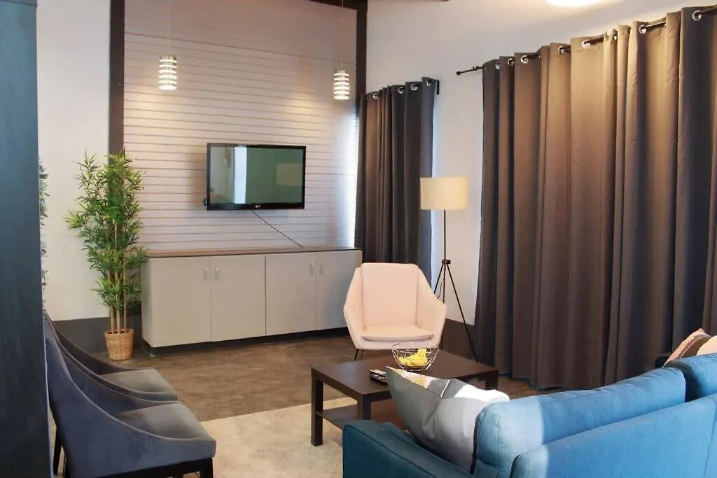 Industrial Chic Studio, Unit B هاليفاكس شقة