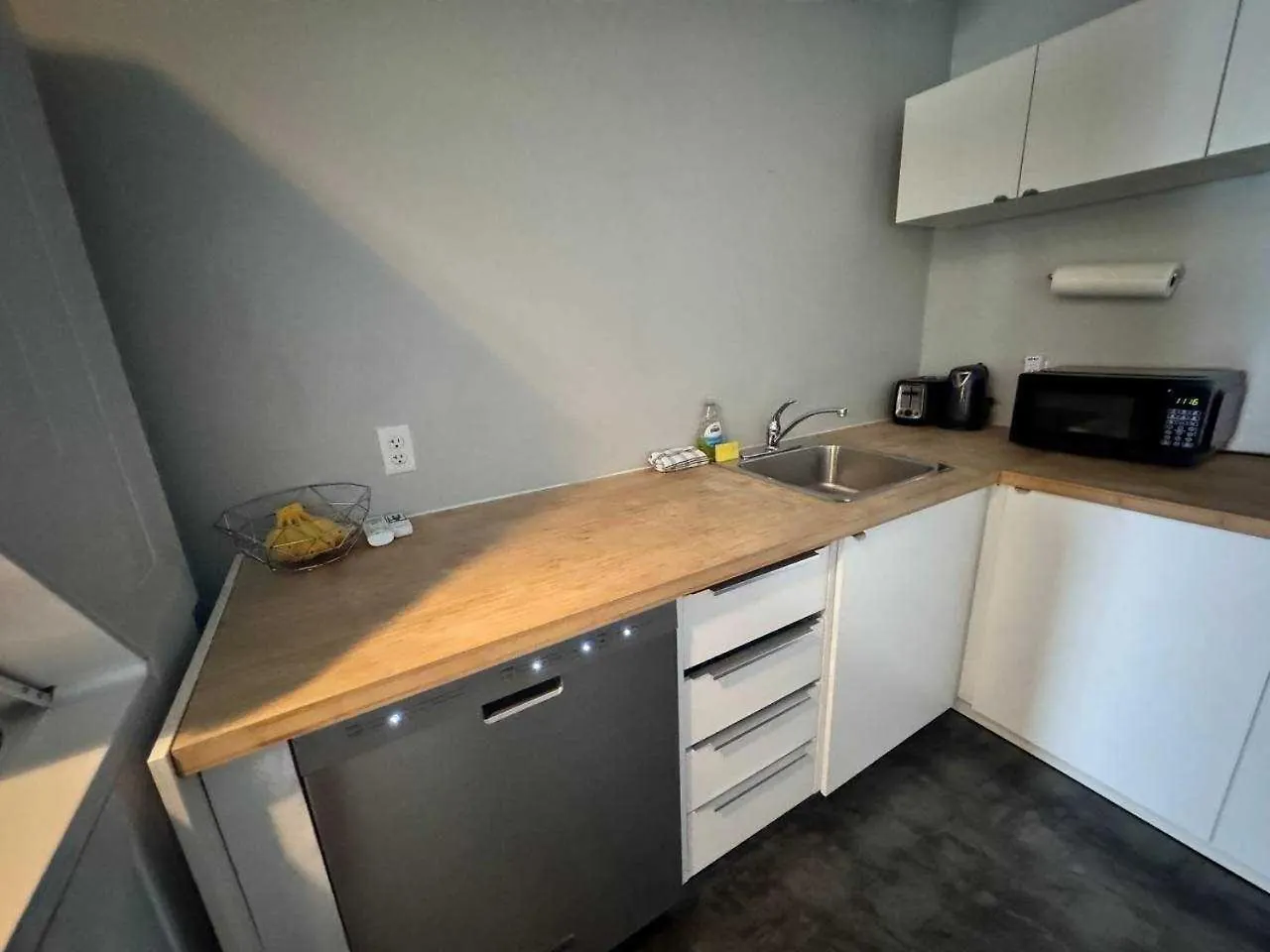 Appartement Industrial Chic Studio, Unit B Halifax